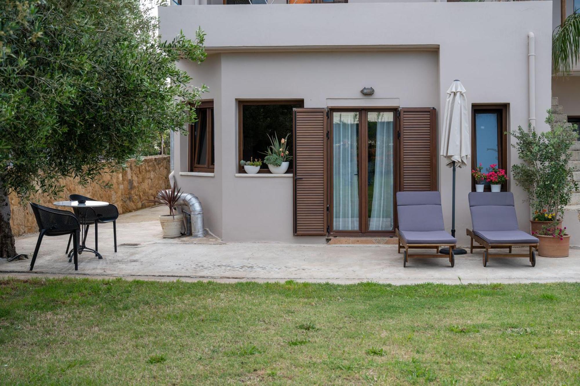 Natalia'S Apartment In Tavronitis Exterior foto